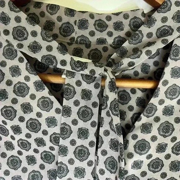 Frank & Oak Women’s Blouse  Size M - Picture 3 of 8